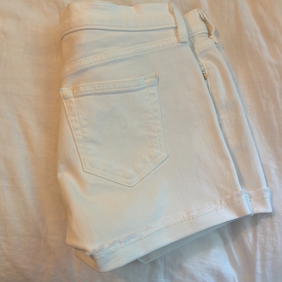 White denim short - Picture 2 of 2